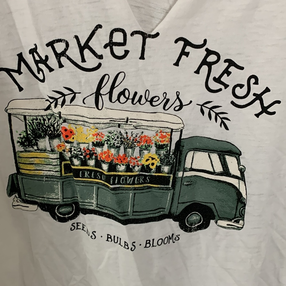 Graphic Tee - Picture 2 of 3